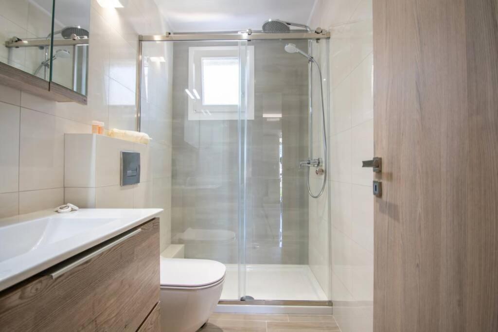 Zakynthos Town Modern Roof Apartment Bagian luar foto