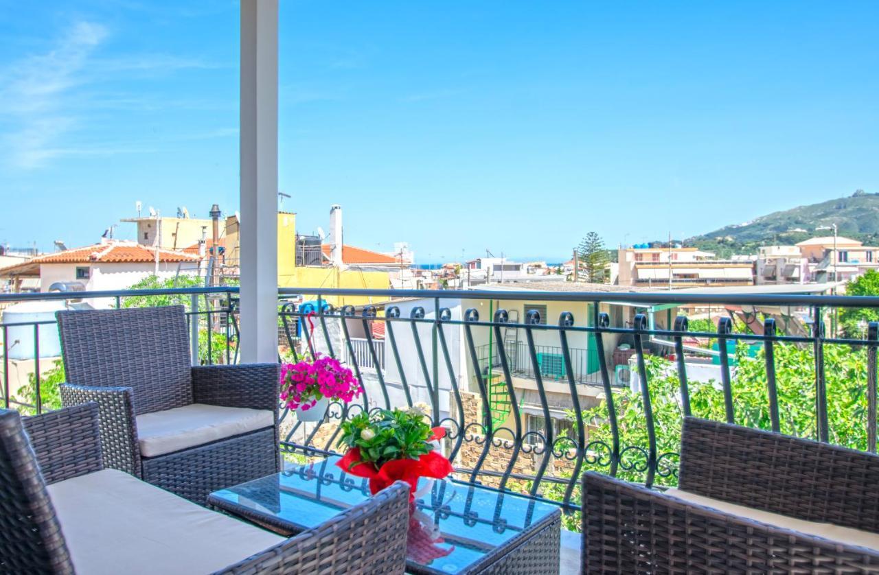 Zakynthos Town Modern Roof Apartment Bagian luar foto
