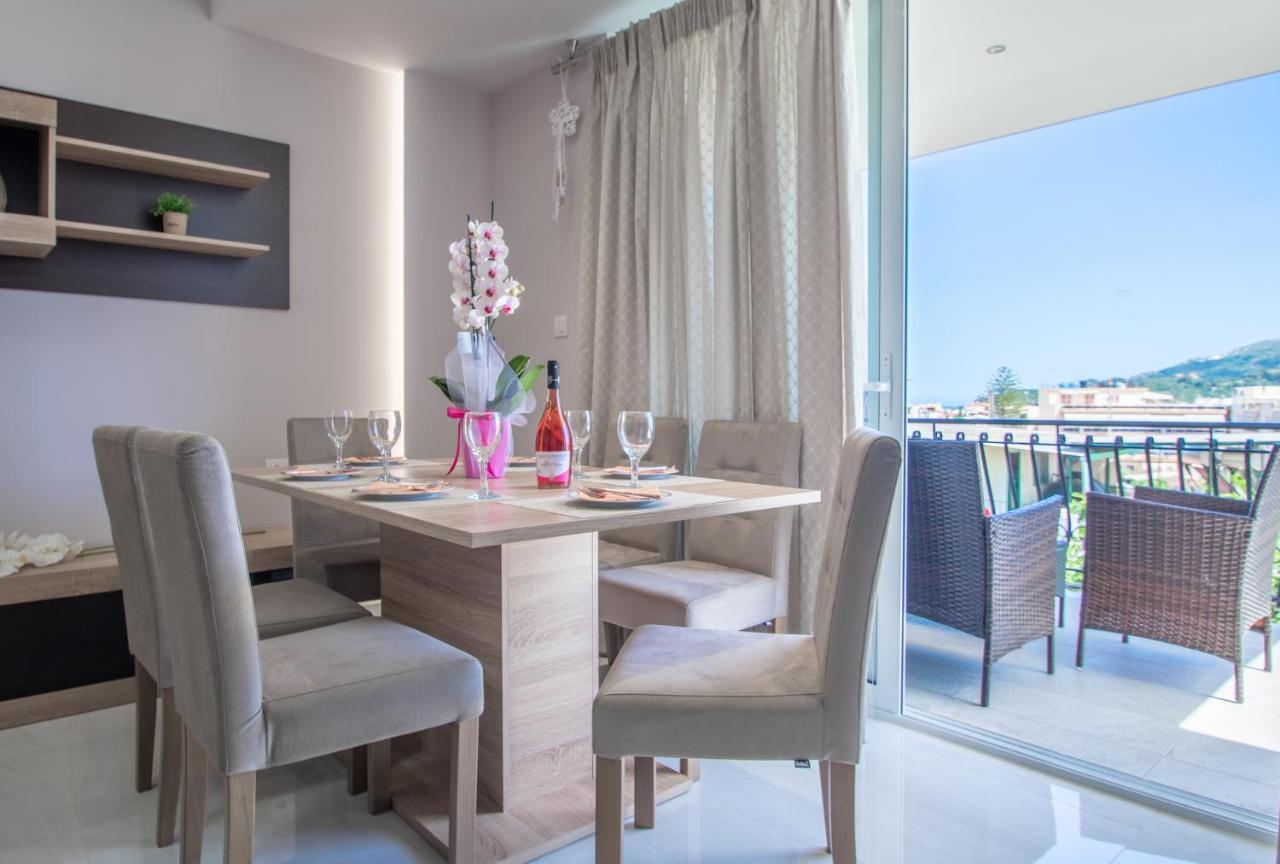 Zakynthos Town Modern Roof Apartment Bagian luar foto